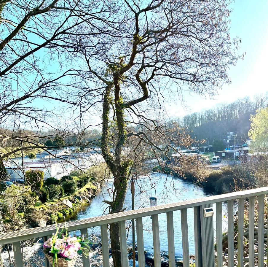 18 River View Chalet-Glan Gwna Holiday Park Caernarfon Exterior foto