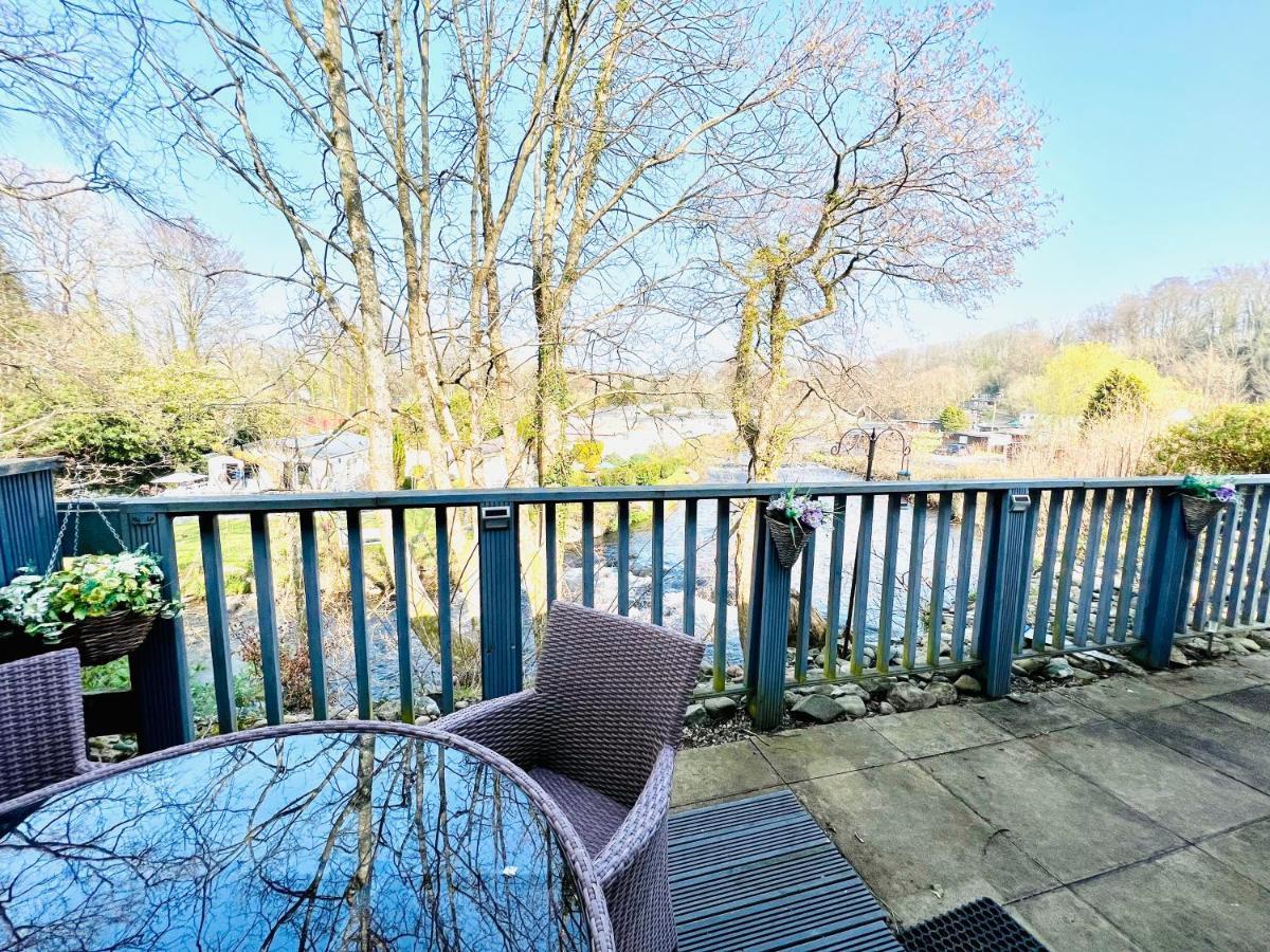18 River View Chalet-Glan Gwna Holiday Park Caernarfon Exterior foto